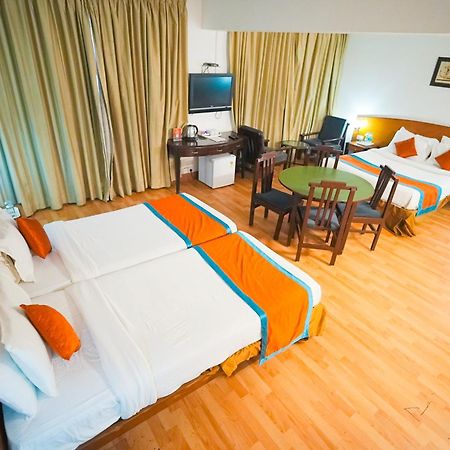 Ramee Guestline Tirupati Hotel Ngoại thất bức ảnh