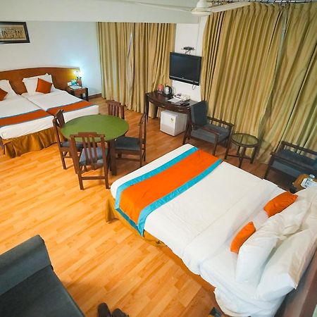 Ramee Guestline Tirupati Hotel Ngoại thất bức ảnh