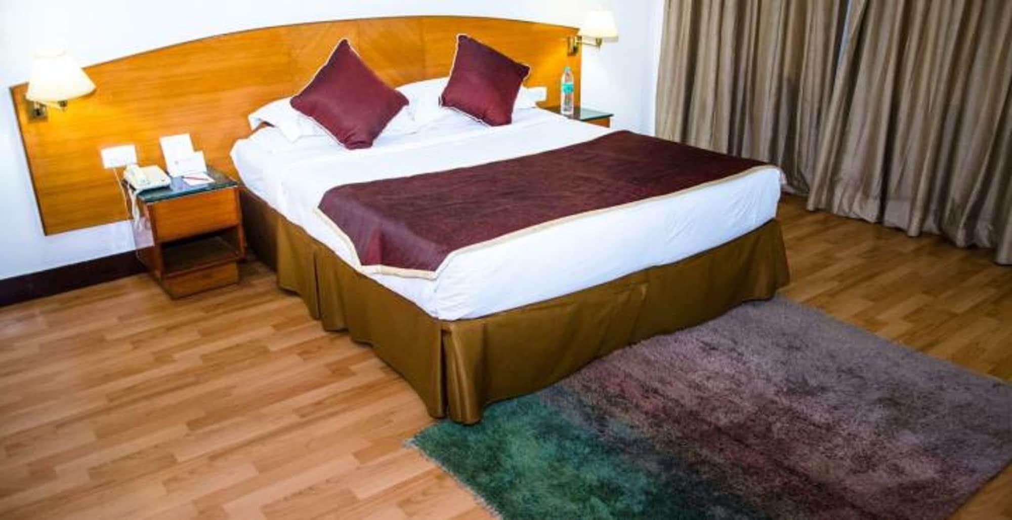 Ramee Guestline Tirupati Hotel Ngoại thất bức ảnh