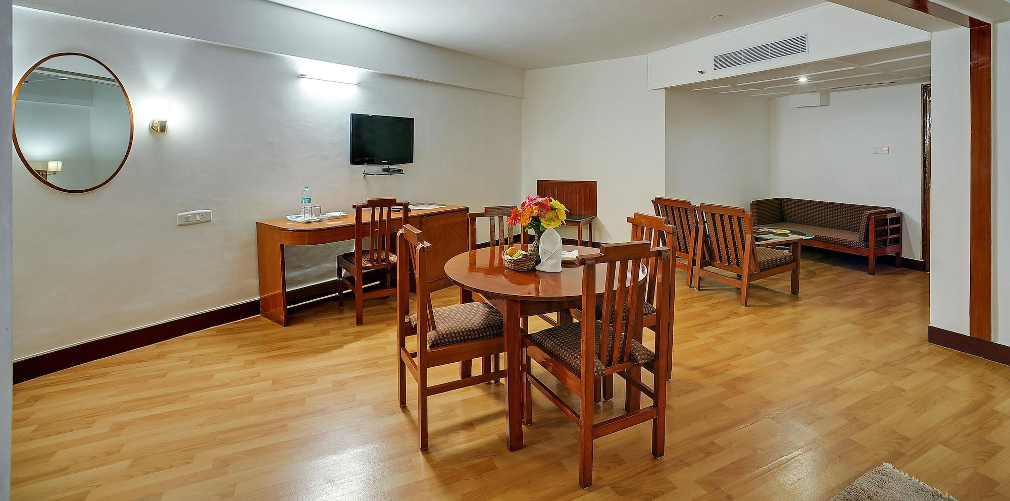 Ramee Guestline Tirupati Hotel Ngoại thất bức ảnh