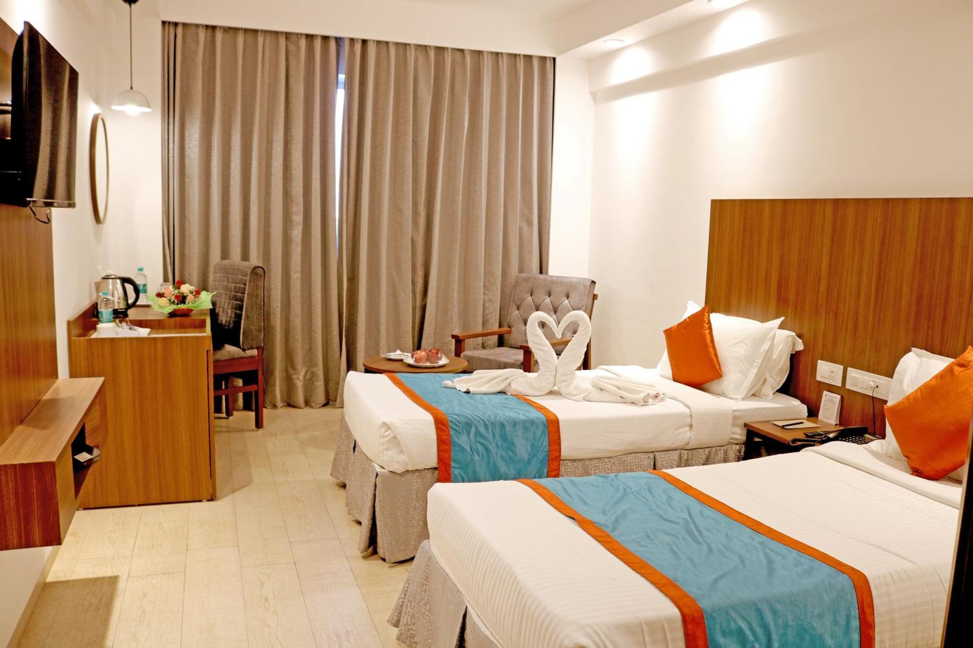 Ramee Guestline Tirupati Hotel Ngoại thất bức ảnh
