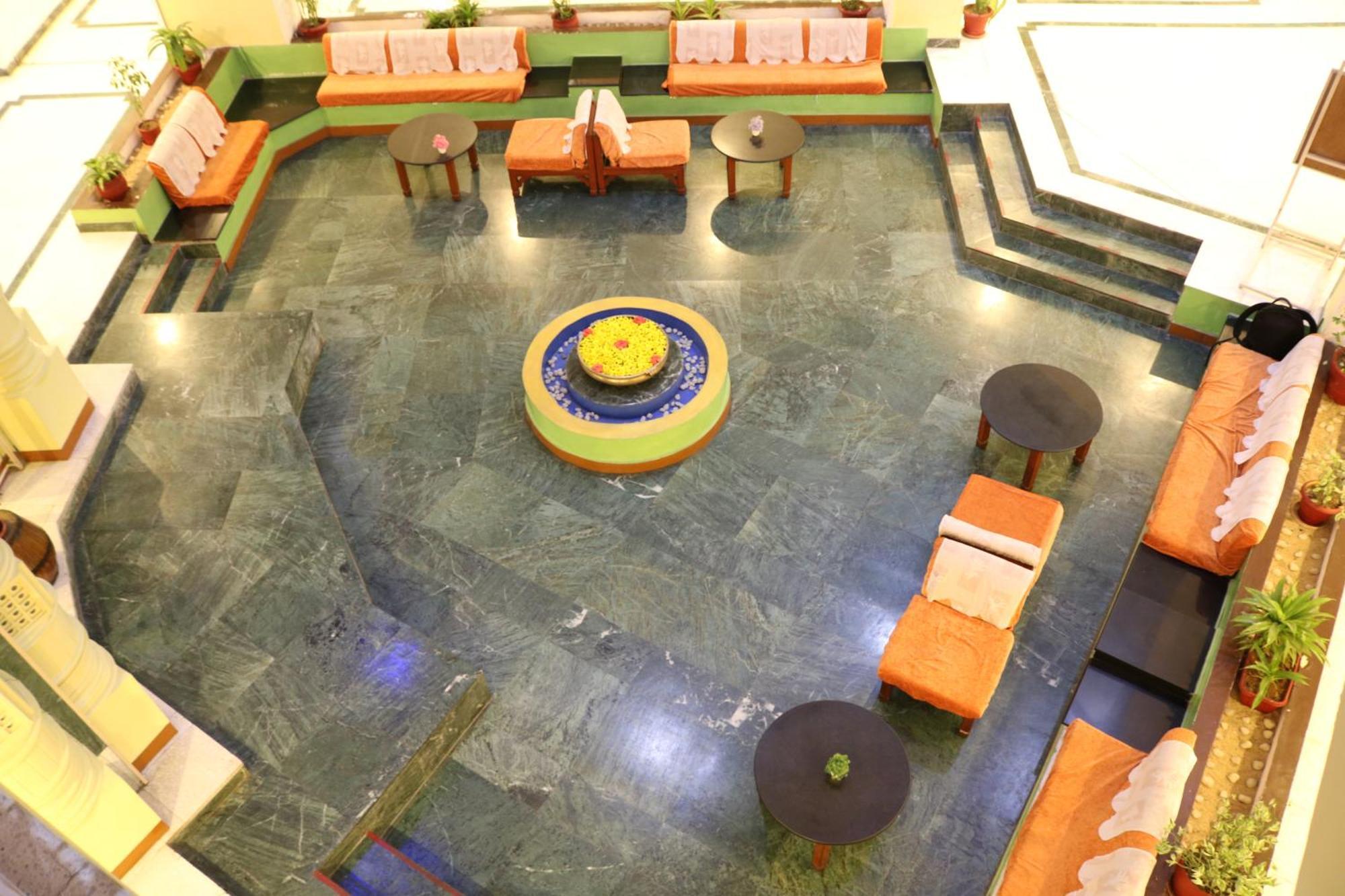 Ramee Guestline Tirupati Hotel Ngoại thất bức ảnh