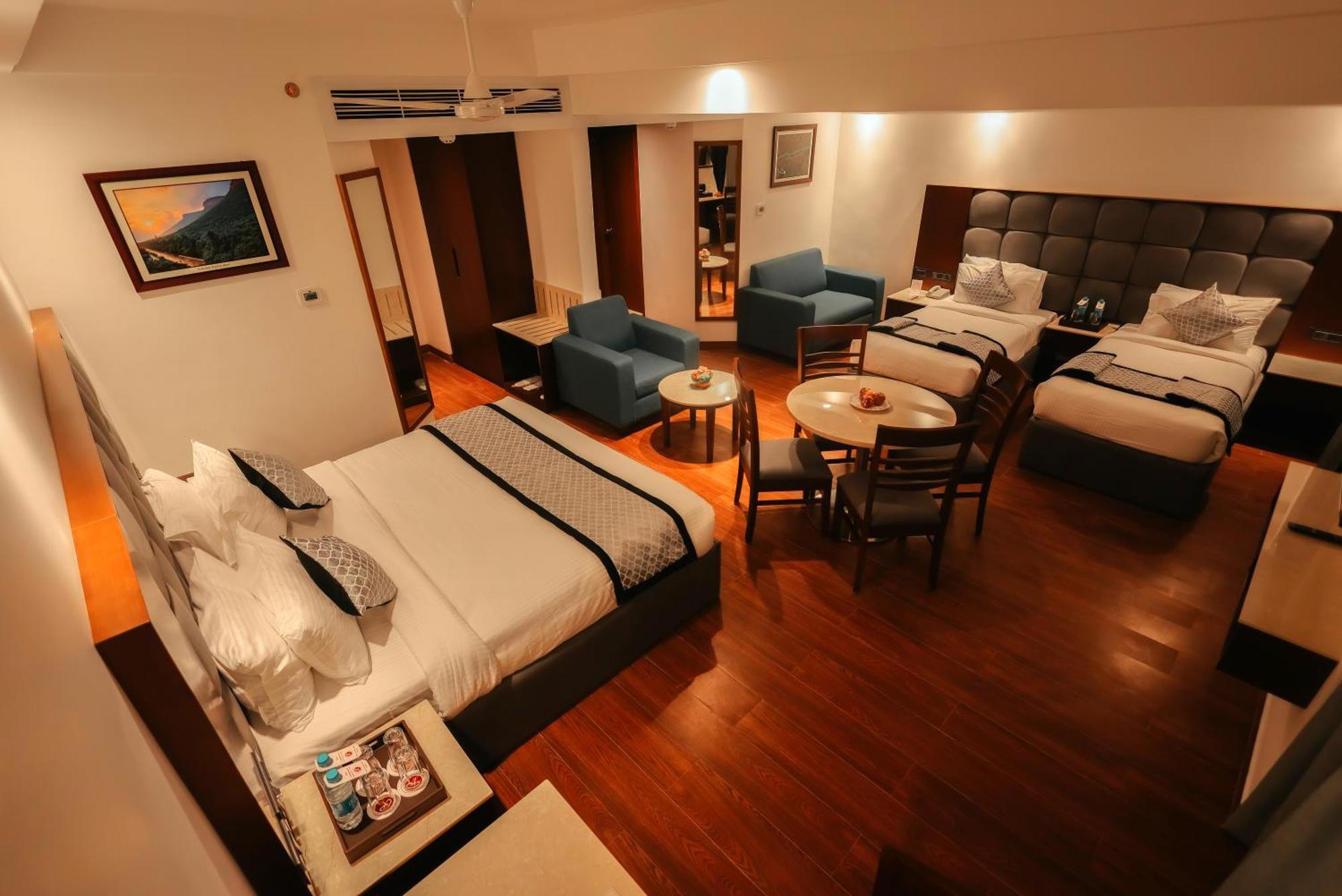 Ramee Guestline Tirupati Hotel Ngoại thất bức ảnh