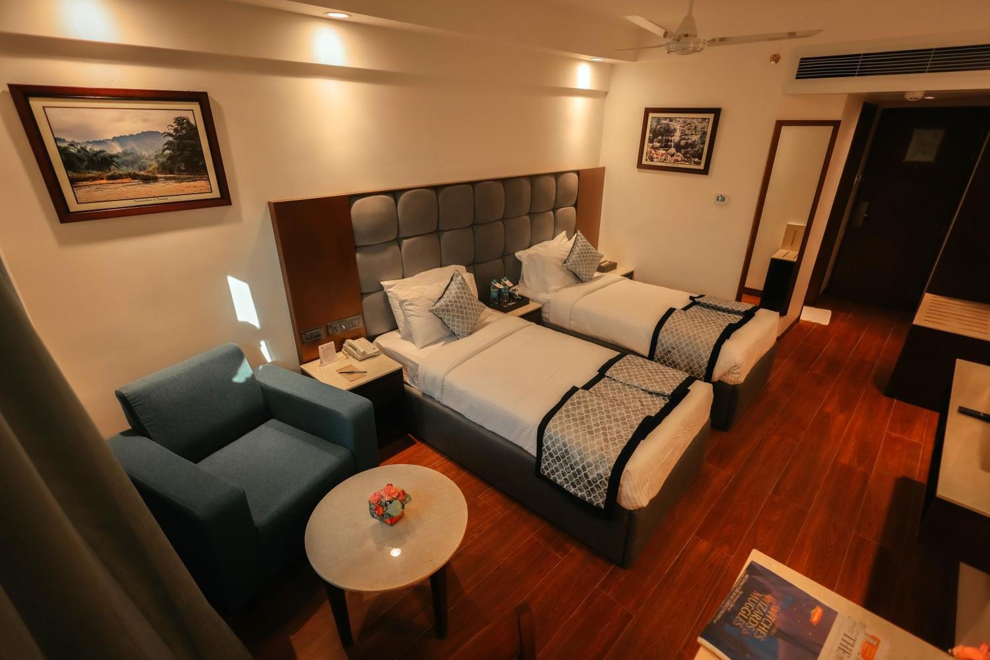 Ramee Guestline Tirupati Hotel Ngoại thất bức ảnh