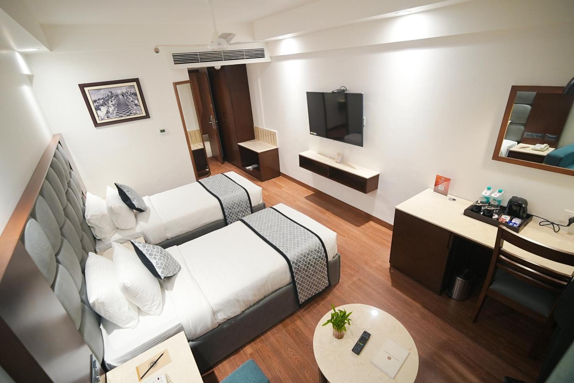Ramee Guestline Tirupati Hotel Ngoại thất bức ảnh