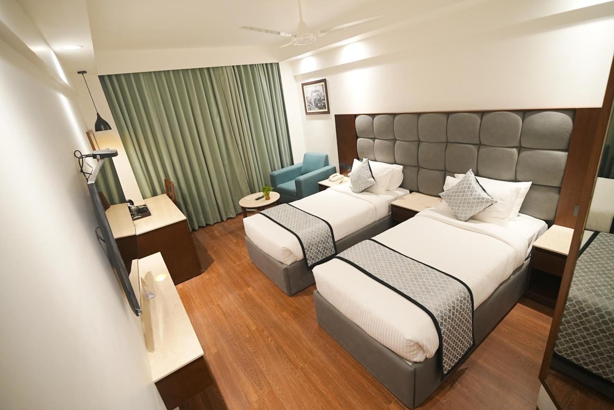 Ramee Guestline Tirupati Hotel Ngoại thất bức ảnh