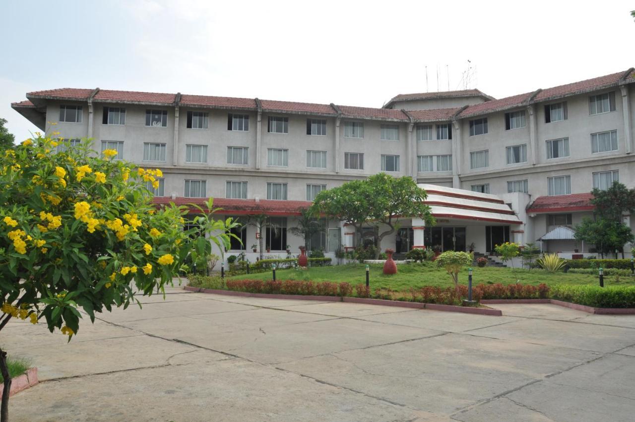 Ramee Guestline Tirupati Hotel Phòng bức ảnh
